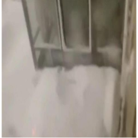 通辽市民早起发现一楼消失,CDN流量包免费送